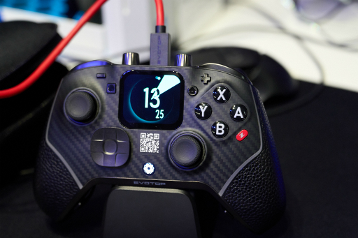 画像ギャラリー No.012のサムネイル画像 / 瑞起がゲーマー向け製品ブランド「EVOTOP」を立ち上げ。その先兵はあまりにド変態なゲームパッドだった［TGS2024］