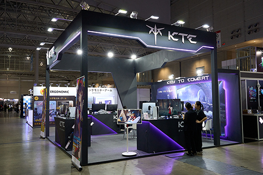 画像ギャラリー No.001のサムネイル画像 / 中国のディスプレイメーカー「KTC」が東京ゲームショウに初出展。国内未発表のゲーマー向け有機ELディスプレイを展示［TGS2024］