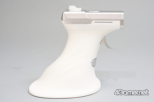 画像ギャラリー No.007のサムネイル画像 / リコイルショックなゲーミングガンマウス? 「ErgoStrike7 リコイルマスター」がやってきた