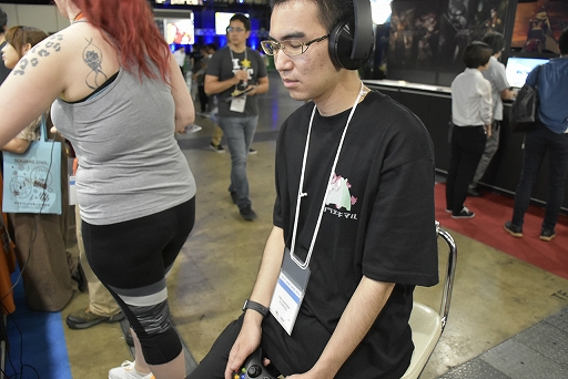 画像ギャラリー No.004のサムネイル画像 / ［TGS 2019］加速するのは目を閉じている時だけ。チキンレースを連想させるユニークなカーアクションゲーム「BRAVOON」を紹介