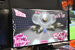 画像ギャラリー No.007のサムネイル画像 / ［TGS 2019］加速するのは目を閉じている時だけ。チキンレースを連想させるユニークなカーアクションゲーム「BRAVOON」を紹介