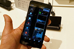 画像ギャラリー No.016のサムネイル画像 / ソフトバンクの夏スマホ,AQUOS PHONE Xx 206SHとARROWS A 202Fをじっくり触ってきた。ハイエンドモデル2機種の実力はいかに?