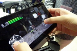 画像ギャラリー No.006のサムネイル画像 / ［TGS 2014］ダークな世界を一人称視点で冒険するスマホ向け3DダンジョンRPG「Dungeons＆Darkness」