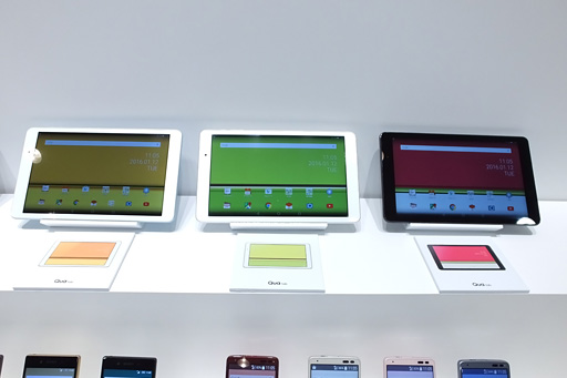 画像ギャラリー No.004のサムネイル画像 / KDDI，auオリジナルブランド「Qua」のスマートフォンとタブレットや，片手に収まるAQUOSフォンを発表