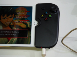 画像ギャラリー No.005のサムネイル画像 / ［TGS 2017］端末に付けるだけ。1万円以上の値段は伊達じゃない「GAMEVICE」のスマホ向けコントローラパッドを見てきた