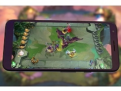 LoLのゲームモード「チームファイト タクティクス」がスマホでも遊べる。PC版とのクロスプレイに対応し，2020年初頭にリリース予定
