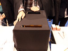 画像ギャラリー No.008のサムネイル画像 / もう誰も信じない――200人で遊ぶ「人狼」はどれくらいカオスだったのか。「超・嘘つき村の人狼」で,壮絶に騙されてきた