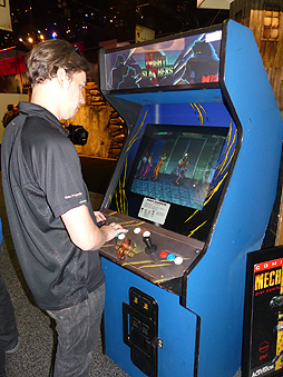 画像ギャラリー No.011のサムネイル画像 / 今年もE3に「Videogame History Museum」が出展。レトロなアーケードゲーム筐体や家庭用ゲーム機がズラリ勢揃い