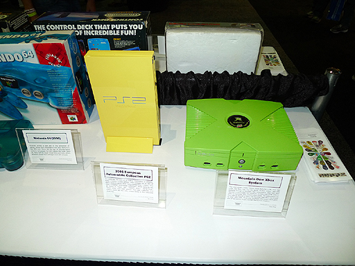 画像ギャラリー No.030のサムネイル画像 / 今年もE3に「Videogame History Museum」が出展。レトロなアーケードゲーム筐体や家庭用ゲーム機がズラリ勢揃い