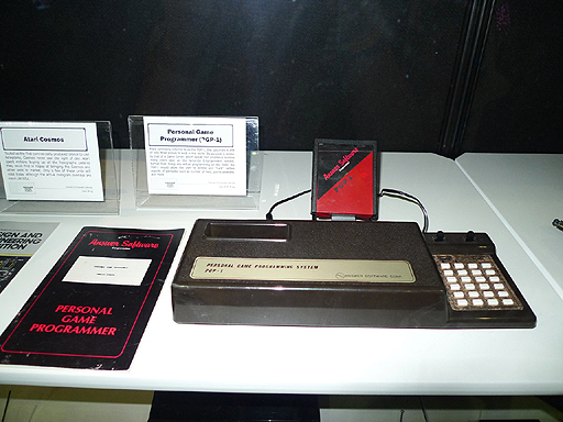 画像ギャラリー No.033のサムネイル画像 / 今年もE3に「Videogame History Museum」が出展。レトロなアーケードゲーム筐体や家庭用ゲーム機がズラリ勢揃い