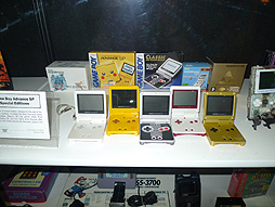 画像ギャラリー No.039のサムネイル画像 / 今年もE3に「Videogame History Museum」が出展。レトロなアーケードゲーム筐体や家庭用ゲーム機がズラリ勢揃い