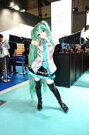 画像ギャラリー No.061のサムネイル画像 / ［TGS 2013］今年は早いぞ？　会場を彩る美女画像約220枚による「TGS 2013コンパニオン写真集Part1」を掲載