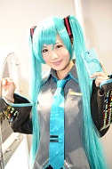 画像ギャラリー No.088のサムネイル画像 / ［TGS 2013］今年は早いぞ？　会場を彩る美女画像約220枚による「TGS 2013コンパニオン写真集Part1」を掲載
