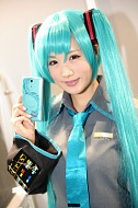 画像ギャラリー No.089のサムネイル画像 / ［TGS 2013］今年は早いぞ？　会場を彩る美女画像約220枚による「TGS 2013コンパニオン写真集Part1」を掲載