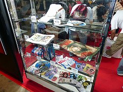 画像ギャラリー No.014のサムネイル画像 / ［TGS 2013］ゲームファン垂涎のお宝が次々と落札！　主催者企画「東日本大震災復興支援 チャリティーオークション」をレポート