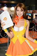 画像ギャラリー No.056のサムネイル画像 / ［TGS 2013］麗しの東京ゲームショウ2013コンパニオン写真集Part2を掲載。今度は900枚超の写真で綴る特盛版，2週間限定で「ZIPでくれ」にも対応