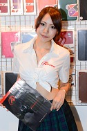 画像ギャラリー No.332のサムネイル画像 / ［TGS 2013］麗しの東京ゲームショウ2013コンパニオン写真集Part2を掲載。今度は900枚超の写真で綴る特盛版，2週間限定で「ZIPでくれ」にも対応
