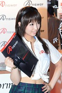 画像ギャラリー No.334のサムネイル画像 / ［TGS 2013］麗しの東京ゲームショウ2013コンパニオン写真集Part2を掲載。今度は900枚超の写真で綴る特盛版，2週間限定で「ZIPでくれ」にも対応
