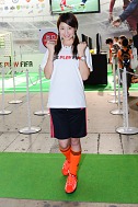 画像ギャラリー No.365のサムネイル画像 / ［TGS 2013］麗しの東京ゲームショウ2013コンパニオン写真集Part2を掲載。今度は900枚超の写真で綴る特盛版，2週間限定で「ZIPでくれ」にも対応