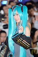 画像ギャラリー No.403のサムネイル画像 / ［TGS 2013］麗しの東京ゲームショウ2013コンパニオン写真集Part2を掲載。今度は900枚超の写真で綴る特盛版，2週間限定で「ZIPでくれ」にも対応