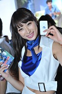 画像ギャラリー No.532のサムネイル画像 / ［TGS 2013］麗しの東京ゲームショウ2013コンパニオン写真集Part2を掲載。今度は900枚超の写真で綴る特盛版，2週間限定で「ZIPでくれ」にも対応