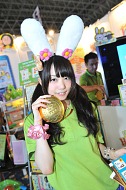 画像ギャラリー No.547のサムネイル画像 / ［TGS 2013］麗しの東京ゲームショウ2013コンパニオン写真集Part2を掲載。今度は900枚超の写真で綴る特盛版，2週間限定で「ZIPでくれ」にも対応