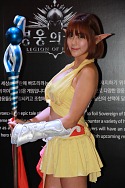 画像ギャラリー No.007のサムネイル画像 / G-Star 2013を華やかに彩った各社コンパニオンの艶姿191枚を一挙掲載