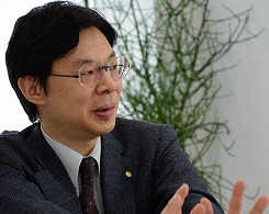 画像ギャラリー No.014のサムネイル画像 / 電王戦は，21世紀を生きる人類を映し出す鏡なのかも――将棋棋士・谷川浩司氏がゲストの「ゲーマーはもっと経営者を目指すべき！」第16回