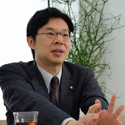画像ギャラリー No.017のサムネイル画像 / 電王戦は，21世紀を生きる人類を映し出す鏡なのかも――将棋棋士・谷川浩司氏がゲストの「ゲーマーはもっと経営者を目指すべき！」第16回