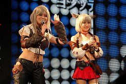 画像ギャラリー No.008のサムネイル画像 / 「ニコニコ超会議3」の出展企業による「仁義なきプレゼンバトル」の頂上決戦が開催。ゲーム企業も参戦した会場の模様をレポート