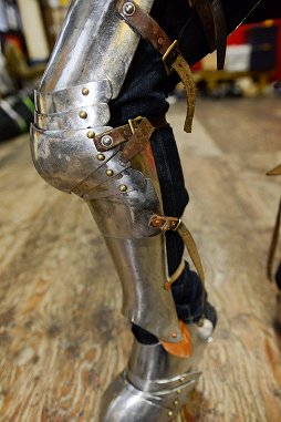 画像ギャラリー No.032のサムネイル画像 / 「DARK SOULS II」の剣術指導をしたジェイ・ノイズ氏に「騎士道剣術」を教えてもらった。中世文化を伝えるティンタジェルの門を叩く