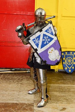 画像ギャラリー No.039のサムネイル画像 / 「DARK SOULS II」の剣術指導をしたジェイ・ノイズ氏に「騎士道剣術」を教えてもらった。中世文化を伝えるティンタジェルの門を叩く