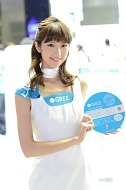 画像ギャラリー No.172のサムネイル画像 / ［TGS 2014］どーんと620枚，コンパニオンさんの艶姿を今年もZIPで固めてうｐしてみた。東京ゲームショウ2014コンパニオン写真集公開