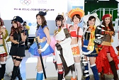 画像ギャラリー No.511のサムネイル画像 / ［TGS 2014］どーんと620枚，コンパニオンさんの艶姿を今年もZIPで固めてうｐしてみた。東京ゲームショウ2014コンパニオン写真集公開