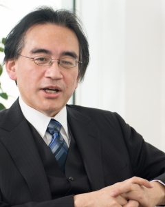 画像ギャラリー No.031のサムネイル画像 / 任天堂・岩田氏をゲストに送る「ゲーマーはもっと経営者を目指すべき！」最終回――経営とは「コトとヒト」の両方について考える「最適化ゲーム」