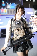 画像ギャラリー No.024のサムネイル画像 / ［TGS 2015］今年もZIPでいくぞ！ 東京ゲームショウ2015こんぱに☆ガールズ写真集掲載