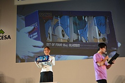 画像ギャラリー No.037のサムネイル画像 / ［TGS 2015］「イナウサ」の妖怪メダルや田中将大選手のサインボールなど，数々のレアアイテムが出品されたチャリティオークションをレポート