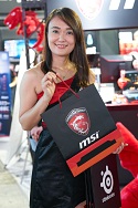 画像ギャラリー No.002のサムネイル画像 / ［TGS 2016］コンパニオン写真集第1弾掲載！　TGSを彩る美女を堪能あれ。もちろん「ZIPでくれ」にも対応