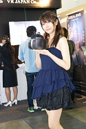 画像ギャラリー No.017のサムネイル画像 / ［TGS 2016］コンパニオン写真集第1弾掲載！　TGSを彩る美女を堪能あれ。もちろん「ZIPでくれ」にも対応