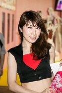 画像ギャラリー No.135のサムネイル画像 / ［TGS 2016］コンパニオン写真集第1弾掲載！　TGSを彩る美女を堪能あれ。もちろん「ZIPでくれ」にも対応