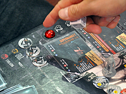 画像ギャラリー No.012のサムネイル画像 / ボードゲーム「This War of Mine: The Board Game」のプレイレポート。大反響を呼んだPC向けサバイバルゲームはどう再現されたのか
