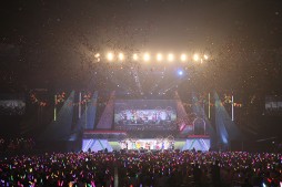 画像ギャラリー No.028のサムネイル画像 / ミルキィホームズ，Poppin' Party，Aqoursなど豪華出演陣によるパフォーマンスで盛り上がりを見せた「ブシロード10周年ライブ」をレポート