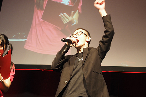 画像ギャラリー No.004のサムネイル画像 / 写真で振り返るEVO Japanプレ大会「賽[sài]」の2日間。メインタイトルの優勝者インタビューも掲載