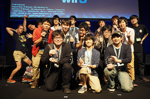 画像ギャラリー No.020のサムネイル画像 / 写真で振り返るEVO Japanプレ大会「賽[sài]」の2日間。メインタイトルの優勝者インタビューも掲載