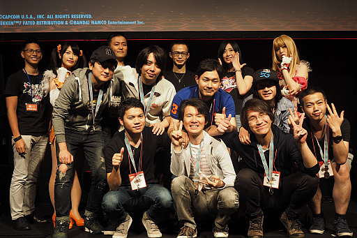 画像ギャラリー No.023のサムネイル画像 / 写真で振り返るEVO Japanプレ大会「賽[sài]」の2日間。メインタイトルの優勝者インタビューも掲載