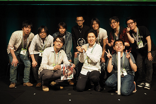 画像ギャラリー No.028のサムネイル画像 / 写真で振り返るEVO Japanプレ大会「賽[sài]」の2日間。メインタイトルの優勝者インタビューも掲載