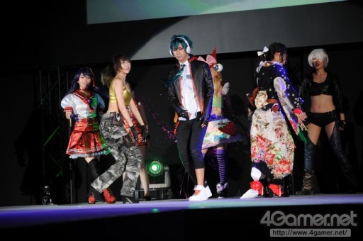 画像ギャラリー No.253のサムネイル画像 / ［TGS 2017］200人超のコスプレイヤーがステージで競演。「Cosplay Collection Night @TGS」を写真でレポート