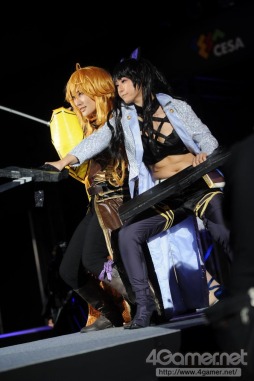 画像ギャラリー No.325のサムネイル画像 / ［TGS 2017］200人超のコスプレイヤーがステージで競演。「Cosplay Collection Night @TGS」を写真でレポート