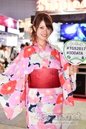 画像ギャラリー No.053のサムネイル画像 / ［TGS 2017］これを見ないとTGSが終わらない？　恒例のコンパニオン・コスプレイヤー写真集第1弾をお届け