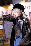 画像ギャラリー No.182のサムネイル画像 / ［TGS 2017］これを見ないとTGSが終わらない？　恒例のコンパニオン・コスプレイヤー写真集第1弾をお届け